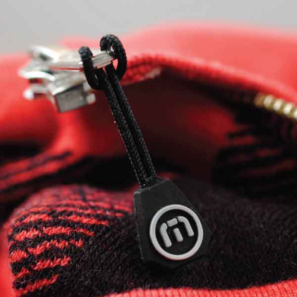 Travis Mathew Rubber Zipper Pull