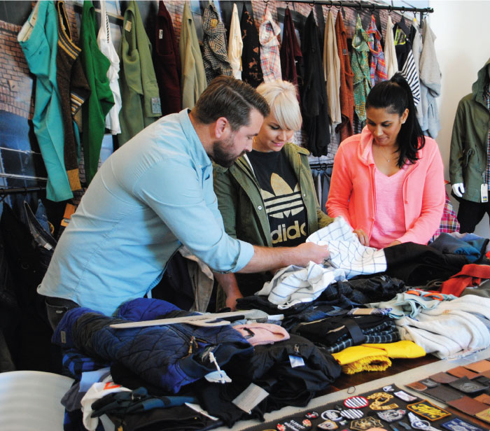 Branding Experts Reviewing and Identifying Trends 